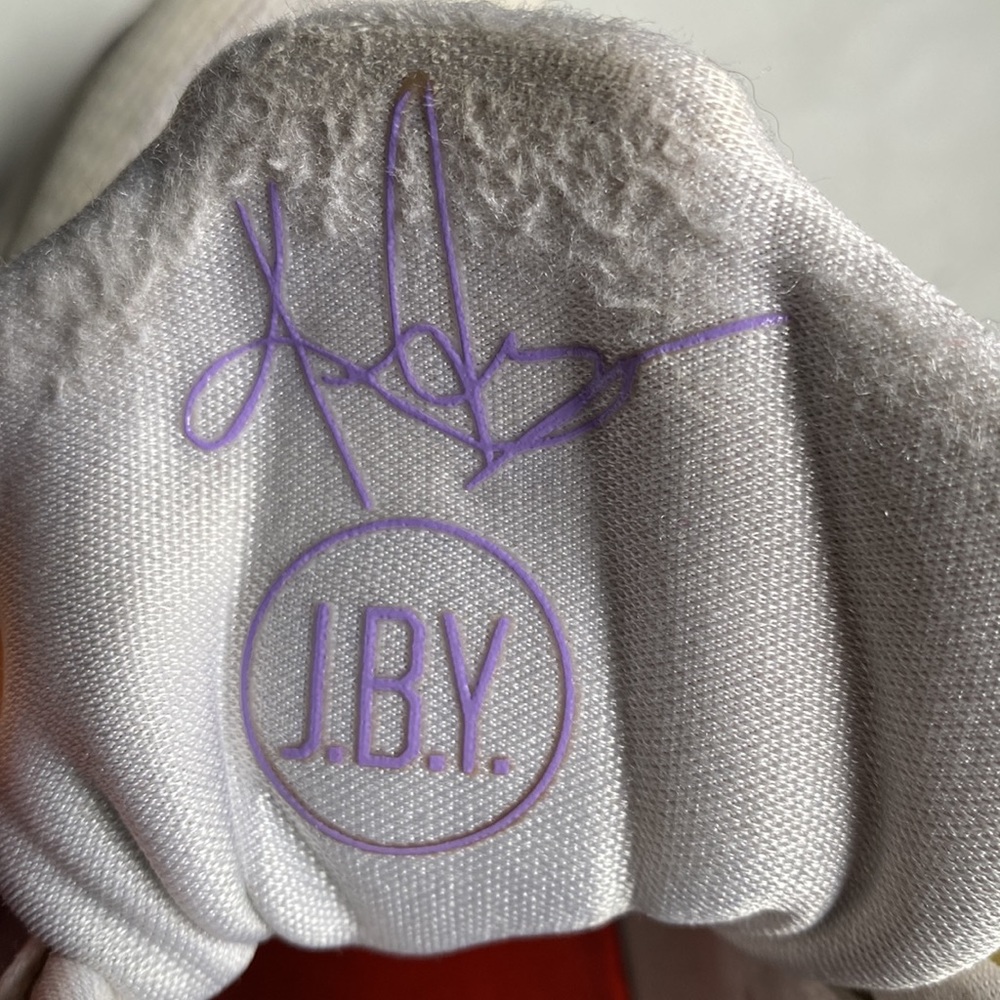 Nike 2016 Easter Collection. Kyrie 2 Hyper Dunk B… - image 6